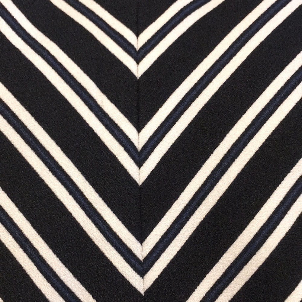 Banana Republic Striped V Neck Sleeveless Jumpsuit - Picture 6 of 12
